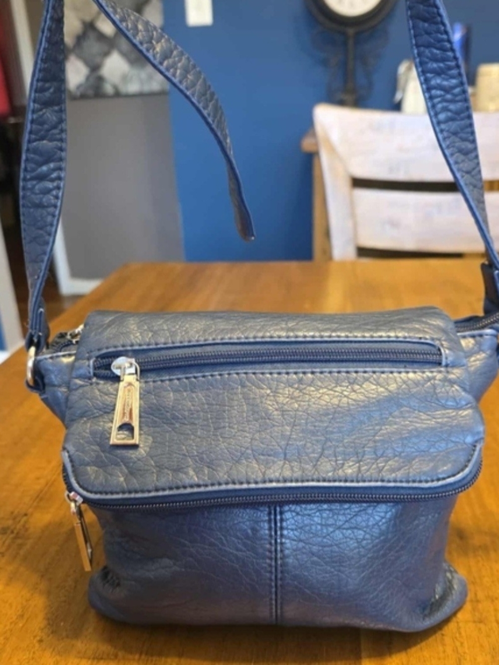 Liz Claiborne Blue Leather Crossbody Shoulder Bag